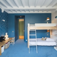 Blå og blå i det indre af et børneværelse: designfunktioner-5