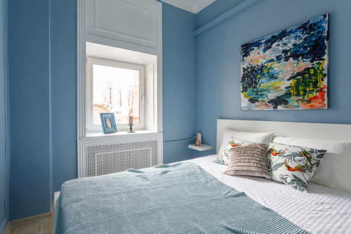 Spálňa v modrých tónoch: dizajnové prvky, farebné kombinácie, dizajnové nápady