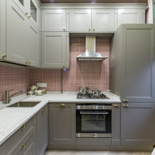 Сива кухня в интериора: дизайнерски примери, комбинации, избор на покрития и завеси-1