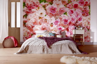 İç mekanda çiçekli fotoğraf kağıdı: dairenizde canlı duvar dekoru