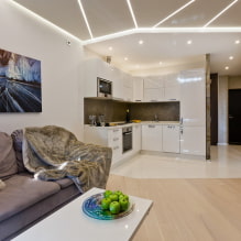 Ako vyzdobiť strop v kuchyni-obývacej izbe? -5