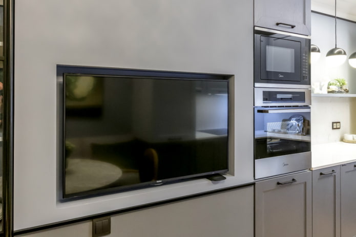 Variantes de placer un téléviseur dans la cuisine (47 photos)