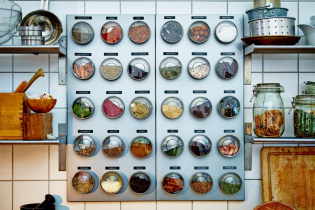 أفضل 15 فكرة لتخزين التوابل في المطبخ
