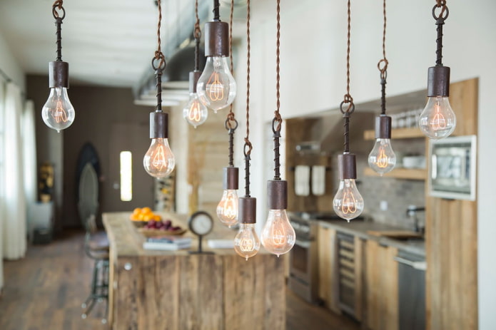10 ideer til at organisere belysning i loftstil