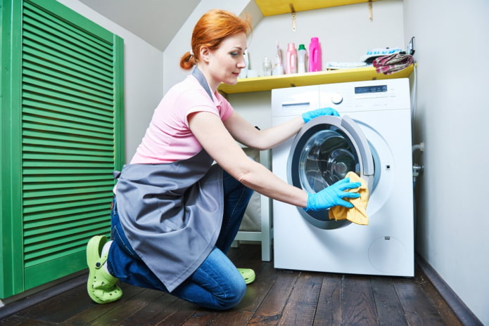 Как да почистите пералната си машина с домашни средства?