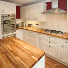 Thiết kế nhà bếp với mặt bàn gỗ-3