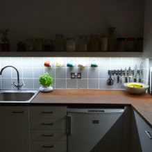 תאורה במטבח מתחת לארונות: ניואנסים של בחירה והוראות צעד אחר צעד -1
