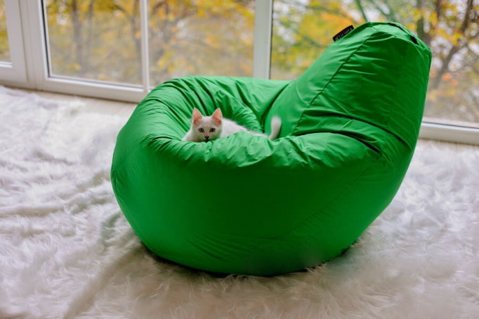 Πώς να επιλέξετε μια καρέκλα beanbag έτσι ώστε το σπίτι σας να μην είναι μόνο άνετο, αλλά και κομψό
