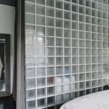 Cum se utilizează blocuri de sticlă într-un interior modern? -2