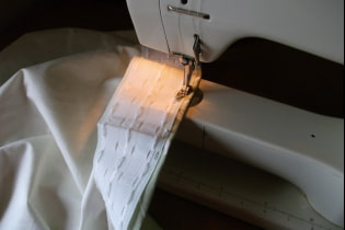 How to sew on a curtain tape?